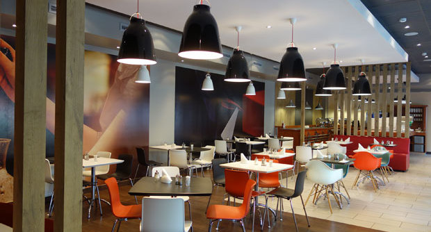 Ресторан при отеле (гостинице) Ibis Kitchen